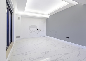 فلل فاخرة - مع اطلالة بحرية ساحرة في مركز الانيا 