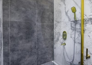 فلل فاخرة - مع اطلالة بحرية ساحرة في مركز الانيا 