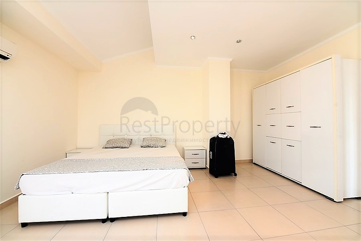 شقة  دوبلكس غرفتين وصالة مفروشة ضمن مجمع خمس نجوم في افسلار / الانيا 