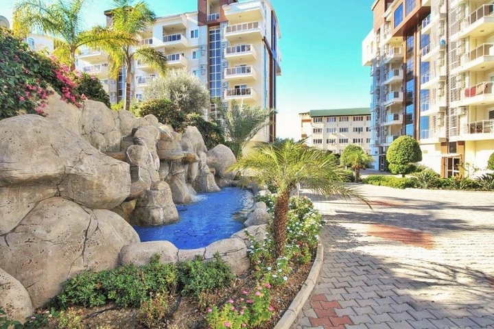 شقة  دوبلكس غرفتين وصالة مفروشة ضمن مجمع خمس نجوم في افسلار / الانيا 