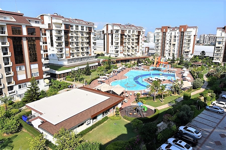 شقة  دوبلكس غرفتين وصالة مفروشة ضمن مجمع خمس نجوم في افسلار / الانيا 