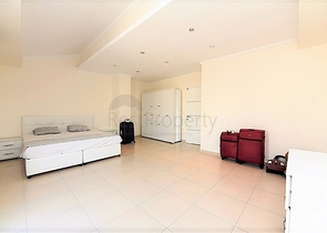 شقة  دوبلكس غرفتين وصالة مفروشة ضمن مجمع خمس نجوم في افسلار / الانيا 