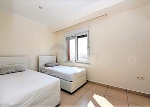 شقة  دوبلكس غرفتين وصالة مفروشة ضمن مجمع خمس نجوم في افسلار / الانيا 