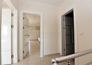 شقة  دوبلكس غرفتين وصالة مفروشة ضمن مجمع خمس نجوم في افسلار / الانيا 