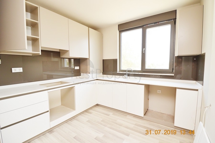 شقق 2 + 1 واسعة في وسط أنطاليا 