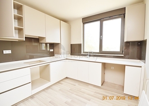 شقق 2 + 1 واسعة في وسط أنطاليا 