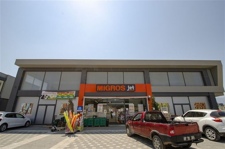 بيع المتاجر ذات الدخل المضمون لمدة 10 سنوات 