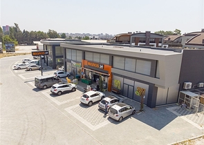 بيع المتاجر ذات الدخل المضمون لمدة 10 سنوات 