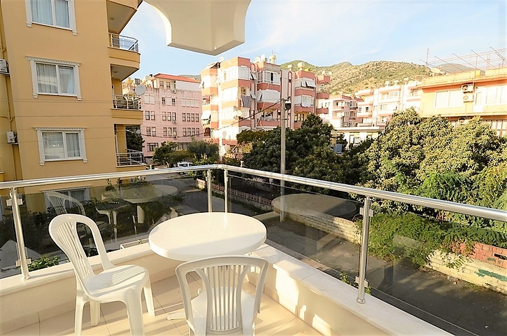 شقة غرفة وصالة مفروشة - ضمن مركز مدينة الانيا 