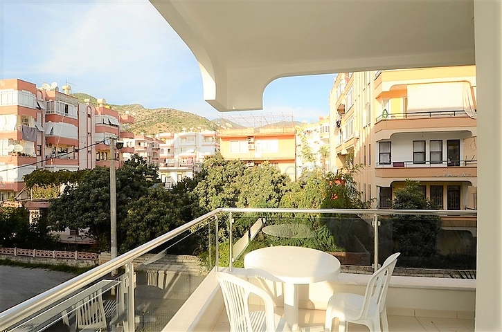 شقة غرفة وصالة مفروشة - ضمن مركز مدينة الانيا 