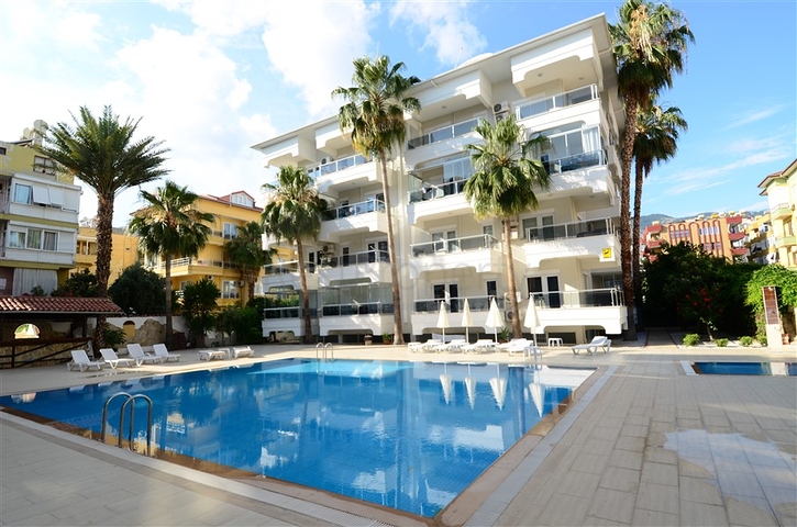 شقة غرفة وصالة مفروشة - ضمن مركز مدينة الانيا 