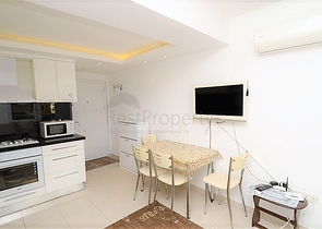 شقة غرفة وصالة مفروشة - ضمن مركز مدينة الانيا 