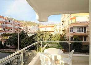 شقة غرفة وصالة مفروشة - ضمن مركز مدينة الانيا 