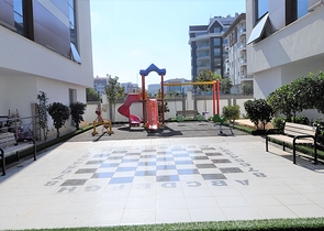 دوبلكس عائلية من تصميم اربع غرف وصالة ضمن مجمع حديث في كاستل / الانيا 