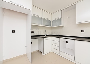 دوبلكس عائلية من تصميم اربع غرف وصالة ضمن مجمع حديث في كاستل / الانيا 