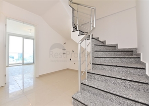 دوبلكس عائلية من تصميم اربع غرف وصالة ضمن مجمع حديث في كاستل / الانيا 