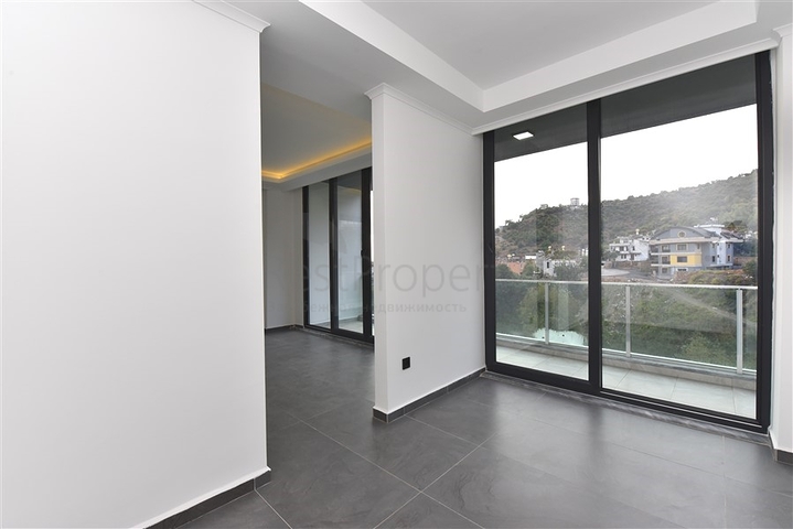 فلل حديثة - ملائمة للحصول على الجنسية التركية - في الانيا 