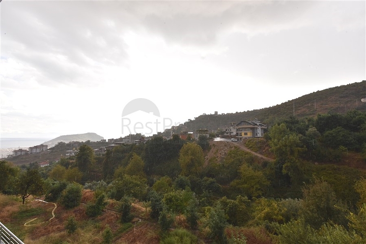 فلل حديثة - ملائمة للحصول على الجنسية التركية - في الانيا 