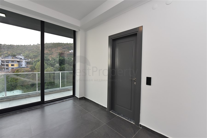 فلل حديثة - ملائمة للحصول على الجنسية التركية - في الانيا 