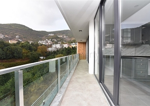 فلل حديثة - ملائمة للحصول على الجنسية التركية - في الانيا 