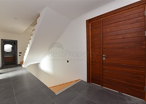 فلل حديثة - ملائمة للحصول على الجنسية التركية - في الانيا 