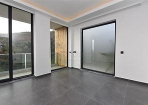 فلل حديثة - ملائمة للحصول على الجنسية التركية - في الانيا 