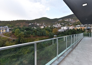 فلل حديثة - ملائمة للحصول على الجنسية التركية - في الانيا 