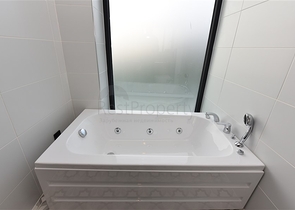 فلل حديثة - ملائمة للحصول على الجنسية التركية - في الانيا 