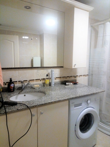 شقة غرفتين وصالة مفروشة ضمن مجمع سكني في مهوتلار / الانيا 