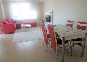 شقة غرفتين وصالة مفروشة ضمن مجمع سكني في مهوتلار / الانيا 