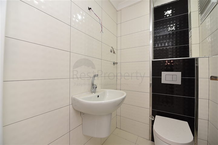 فرصة ذهبية - شقة عائلية ضمن مجمع حديث في منطقة اوبا 