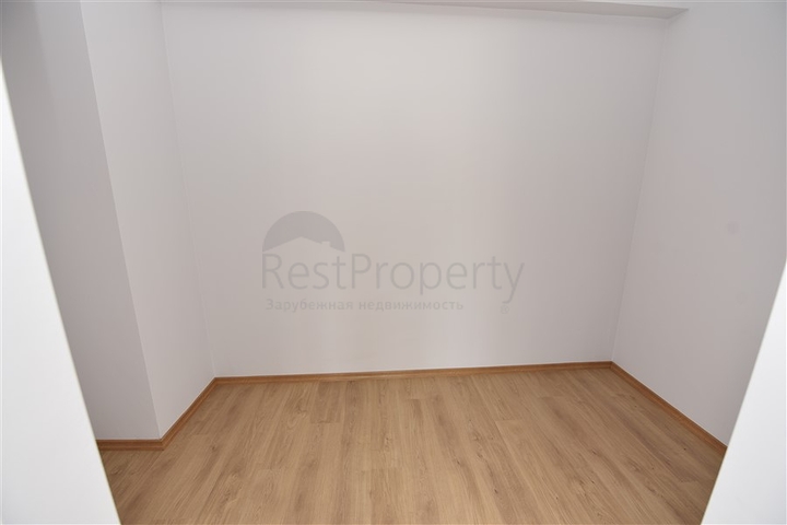 فرصة ذهبية - شقة عائلية ضمن مجمع حديث في منطقة اوبا 