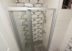 فرصة ذهبية - شقة عائلية ضمن مجمع حديث في منطقة اوبا 