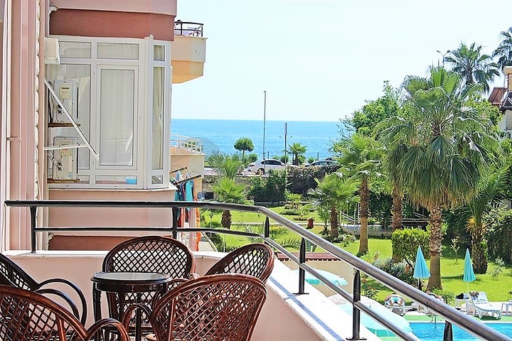 غرفتين وصالة باطلالة بحرية في الانيا - سعر مميز 