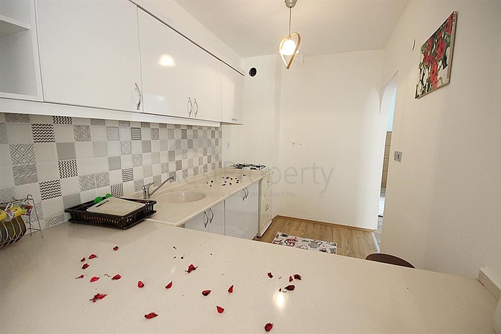 غرفتين وصالة باطلالة بحرية في الانيا - سعر مميز 