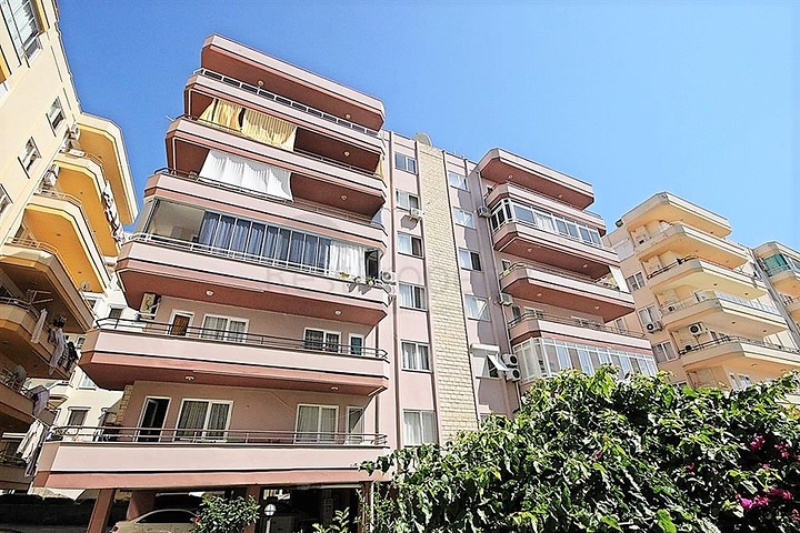 غرفتين وصالة باطلالة بحرية في الانيا - سعر مميز 