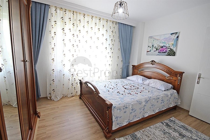 غرفتين وصالة باطلالة بحرية في الانيا - سعر مميز 