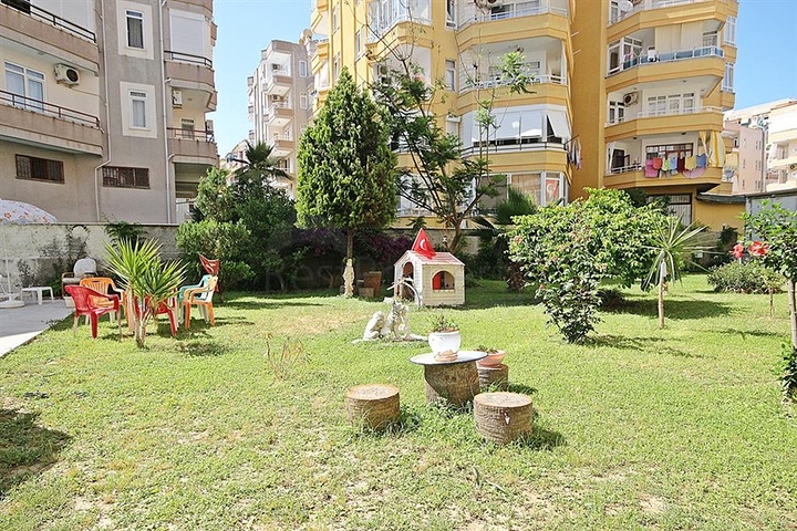 غرفتين وصالة باطلالة بحرية في الانيا - سعر مميز 