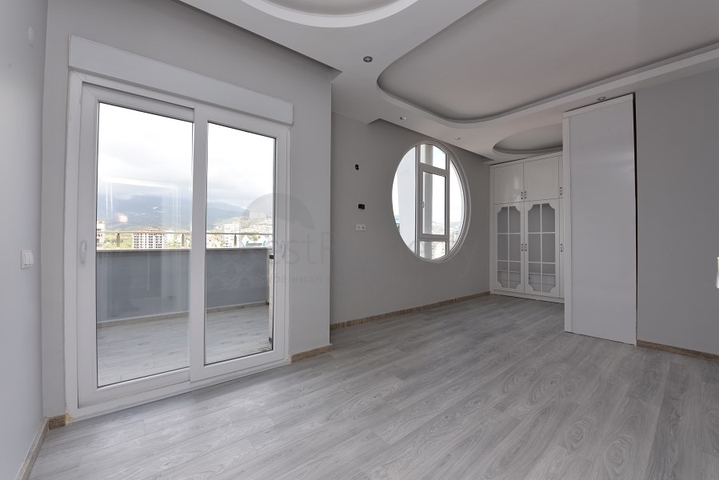 على مسافة 100 متر من البحر - دوبلكس فاخرة للبيع ضمن مجمع في مهموتلار / الانيا 