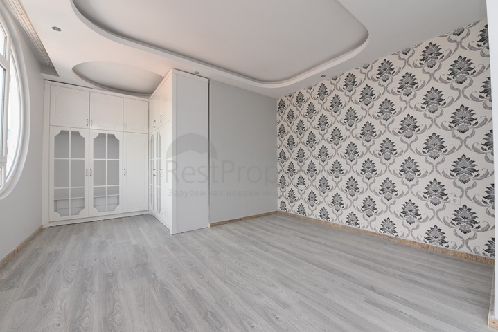 على مسافة 100 متر من البحر - دوبلكس فاخرة للبيع ضمن مجمع في مهموتلار / الانيا 