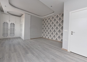 على مسافة 100 متر من البحر - دوبلكس فاخرة للبيع ضمن مجمع في مهموتلار / الانيا 