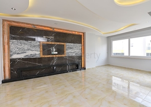 على مسافة 100 متر من البحر - دوبلكس فاخرة للبيع ضمن مجمع في مهموتلار / الانيا 