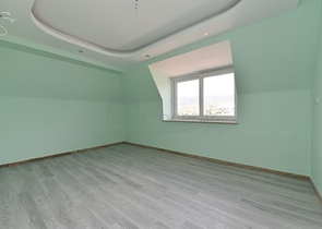 على مسافة 100 متر من البحر - دوبلكس فاخرة للبيع ضمن مجمع في مهموتلار / الانيا 