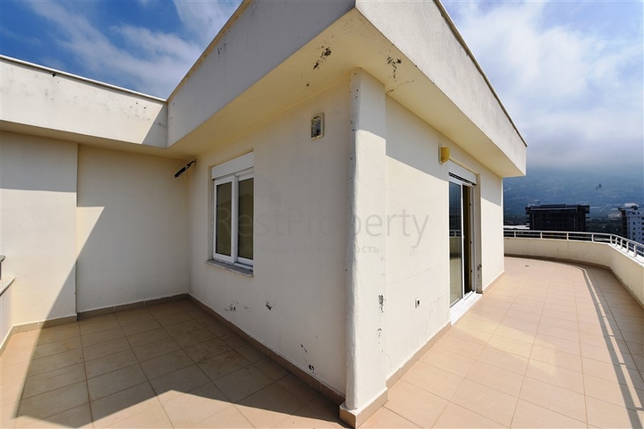 دوبلكس اربع غرف وصالة باطلالة بحرية ساحرة في مهموتلار / الانيا 