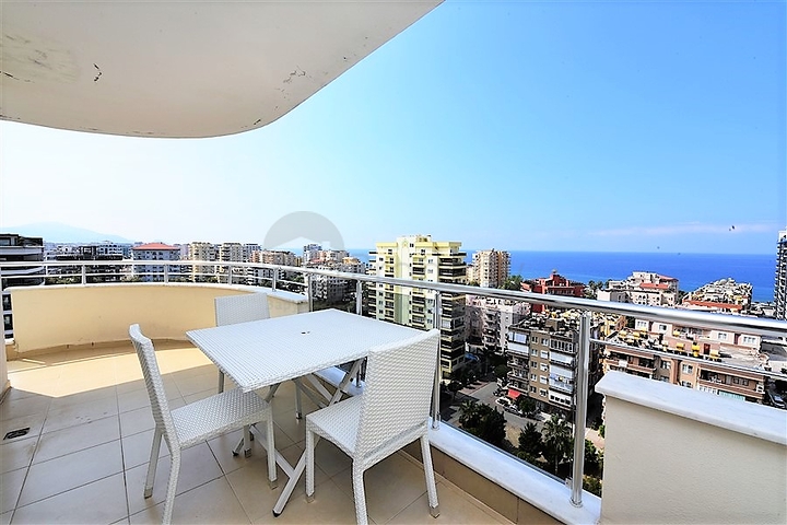 دوبلكس اربع غرف وصالة باطلالة بحرية ساحرة في مهموتلار / الانيا 