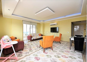 دوبلكس اربع غرف وصالة باطلالة بحرية ساحرة في مهموتلار / الانيا 