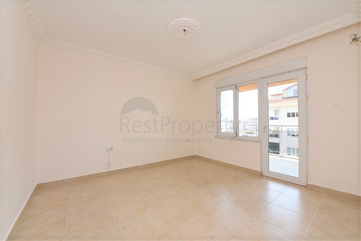 دوبلكس اربع غرف وصالة في منطقة مركزية في الانيا 