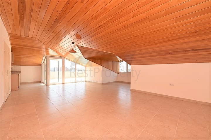 دوبلكس اربع غرف وصالة في منطقة مركزية في الانيا 