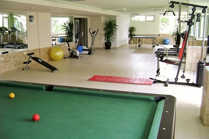 دوبلكس اربع غرف وصالة في منطقة مركزية في الانيا 