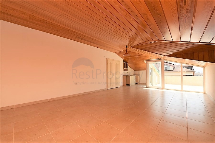 دوبلكس اربع غرف وصالة في منطقة مركزية في الانيا 